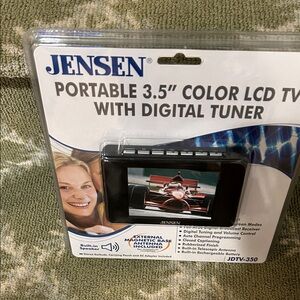 Jensen Black Portable LCD TV with Digital Tuner